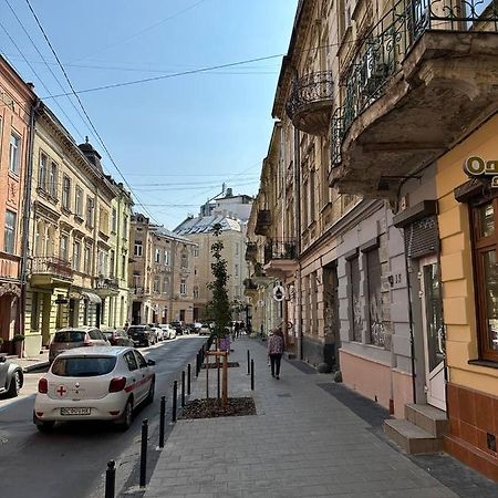 Apartaments Simsim Lviv Luaran gambar