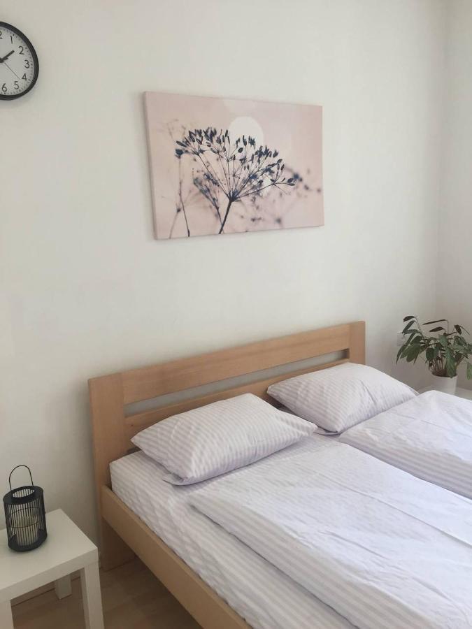 Apartaments Simsim Lviv Luaran gambar